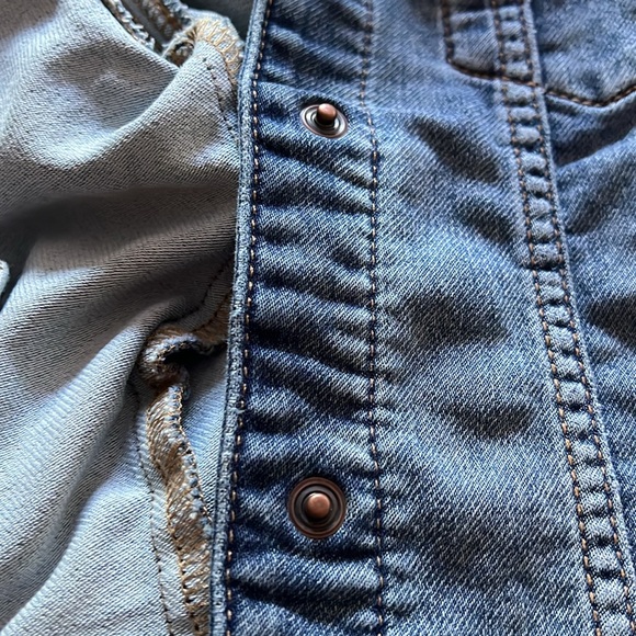GAP Denim Jacket - Picture 5 of 6